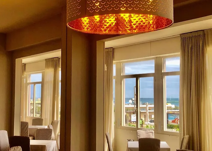 Viamare فندق ميلانو ماريتيما