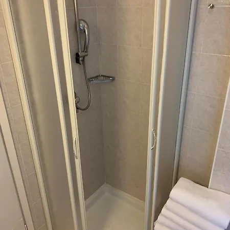 Отель Viamare 3*