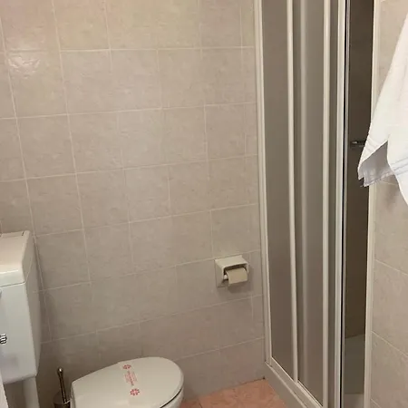 Отель Viamare 3*